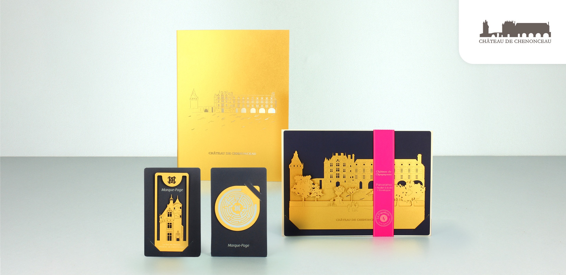 Stationery assortment with bookmark, cityscape and A5 notebook for Château de Chenonceau in laser-cut